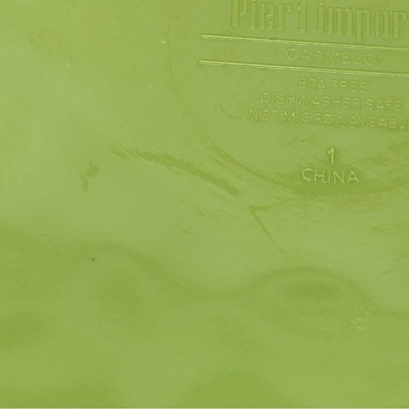 PIER 1 Carmelo Melamine Crackle Green 11” Dinner Plate Charger Set Of 4 Rustic - Picture 7 of 9